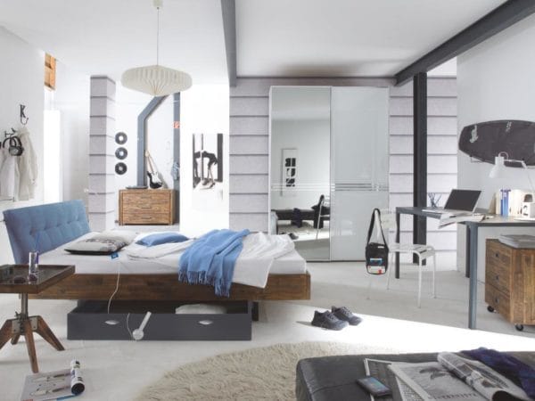 Lovie-Box Ronna Bett – Factory-Line Loft 18