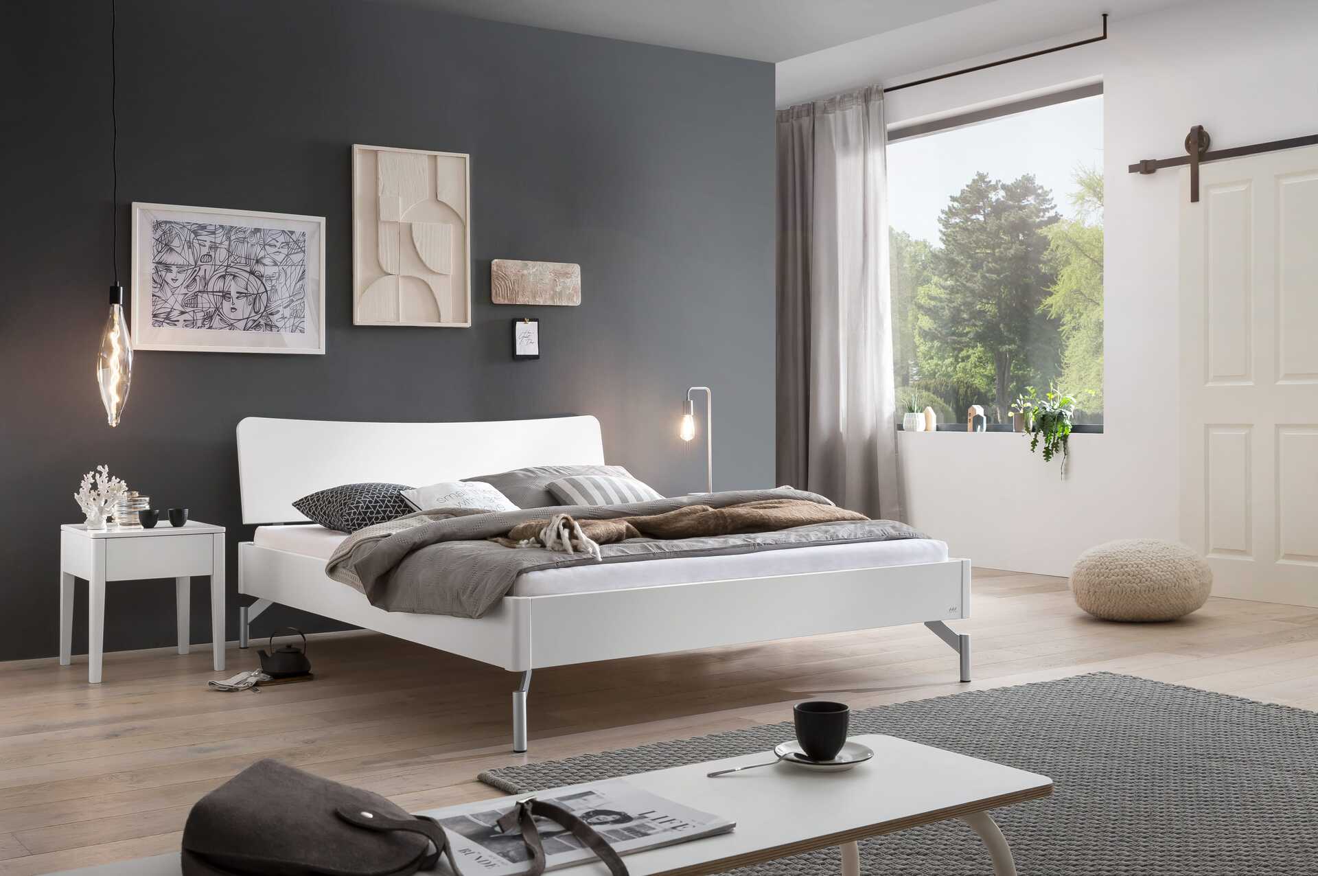 Albinia Bett – Lounge