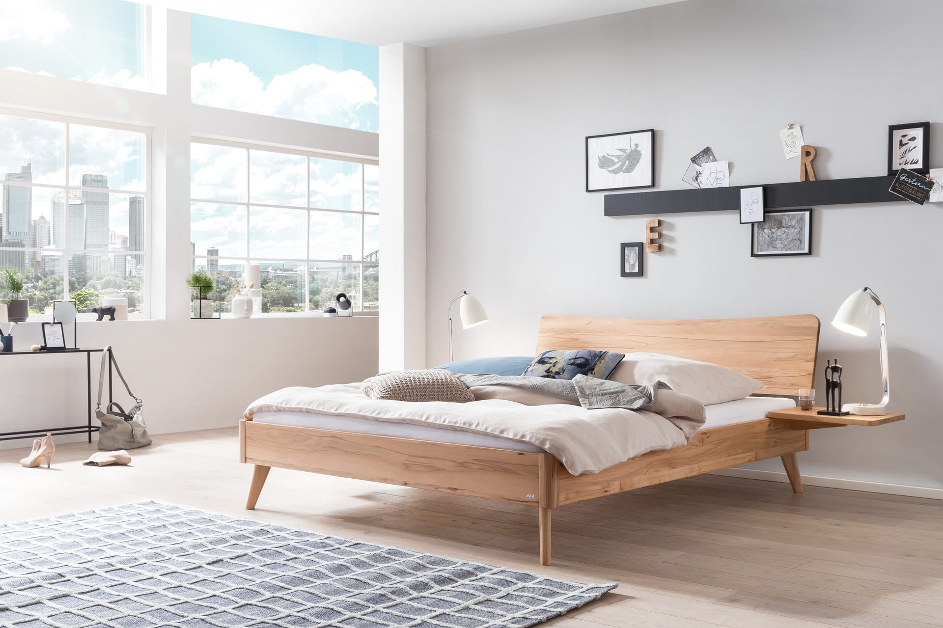 Caluso Bett – Lounge