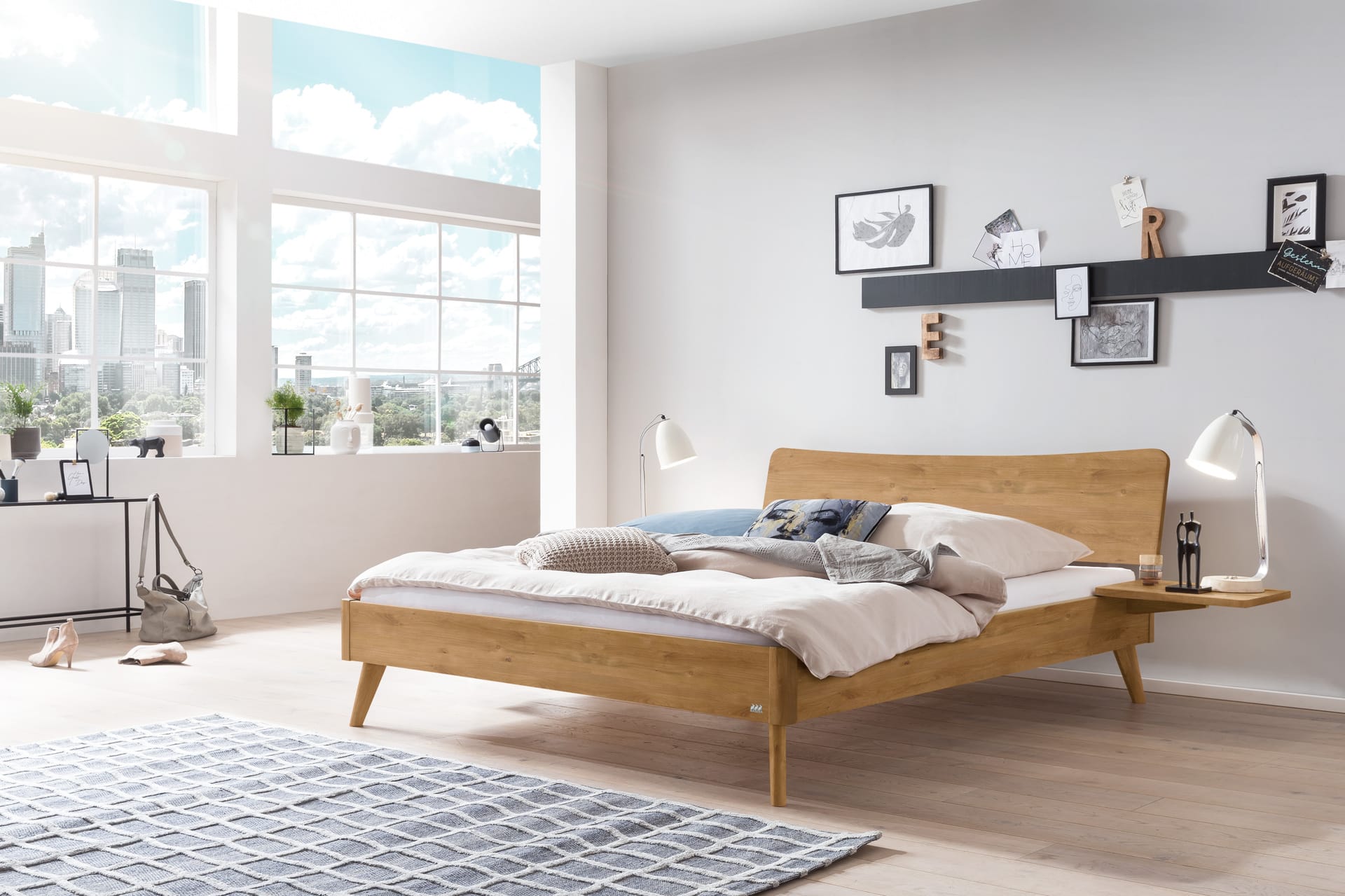 Caluso Bett – Lounge